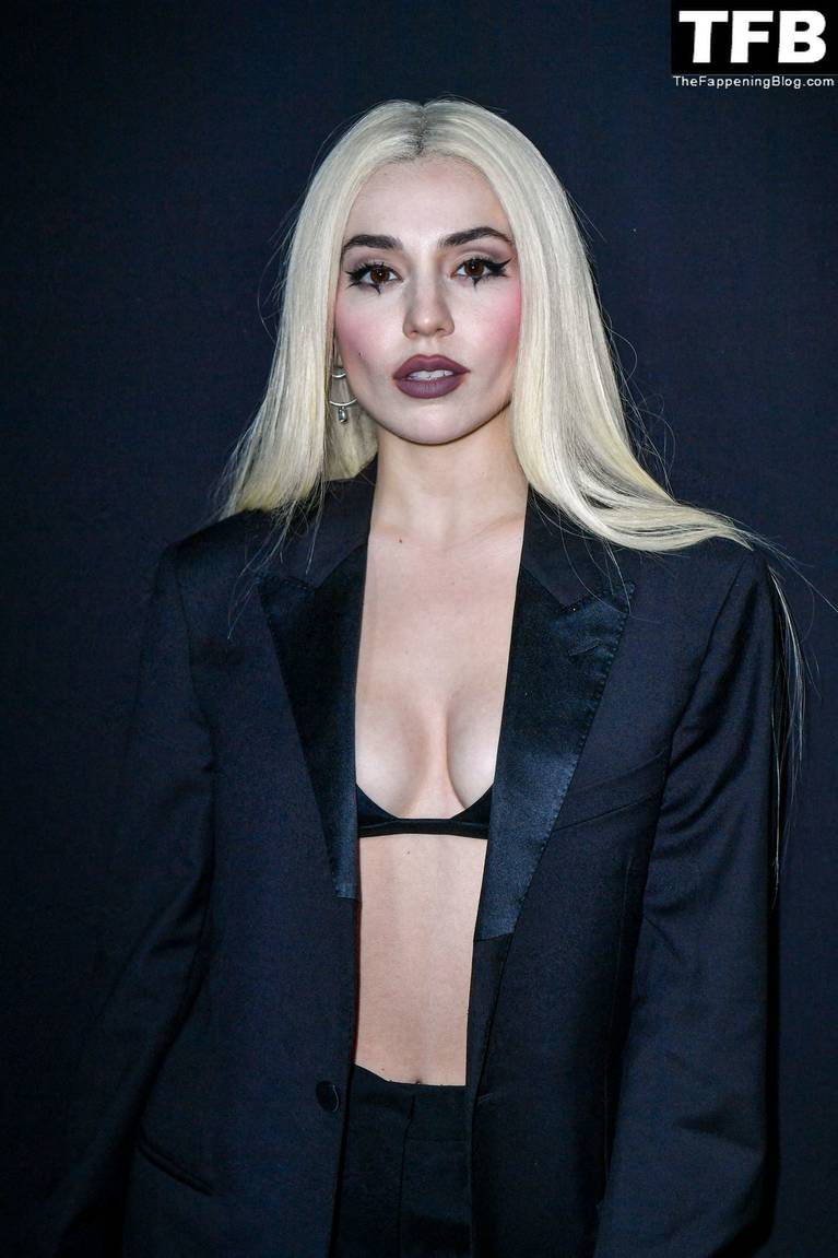 Ava Max Avamax Plharleyquinn Nude Onlyfans Photo The Fappening Plus