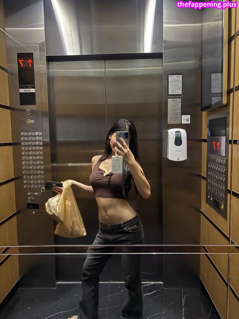 Saipetch B. / aaomhelloo Foto OnlyFans Desnuda #208