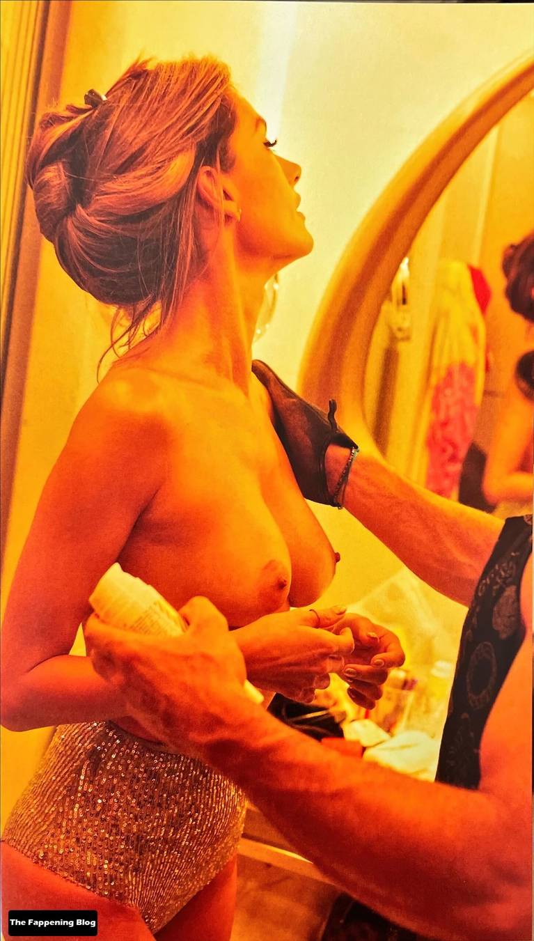 Alessandra Ambrosio Nude Sexy 16