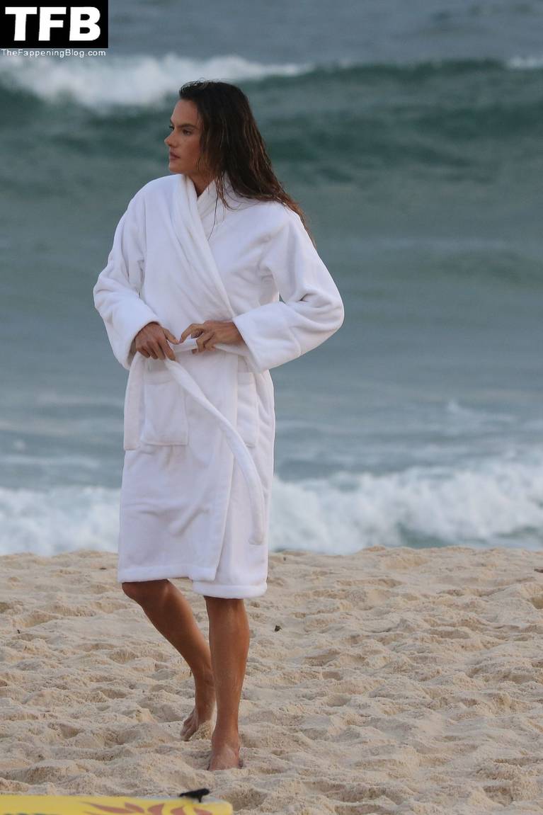 Alessandra Ambrosio Sexy on Beach 102