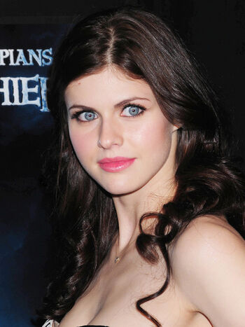 Alexandra Daddario