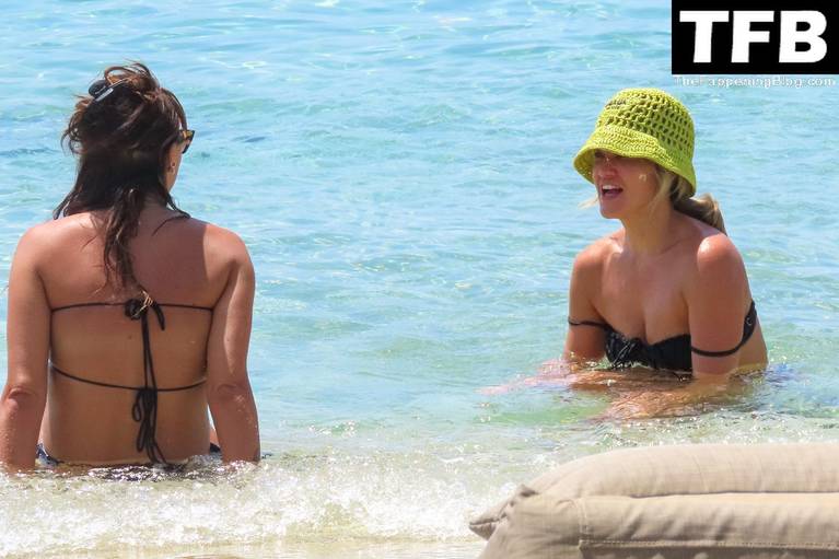 Ashley Roberts on Beach Bikini 6