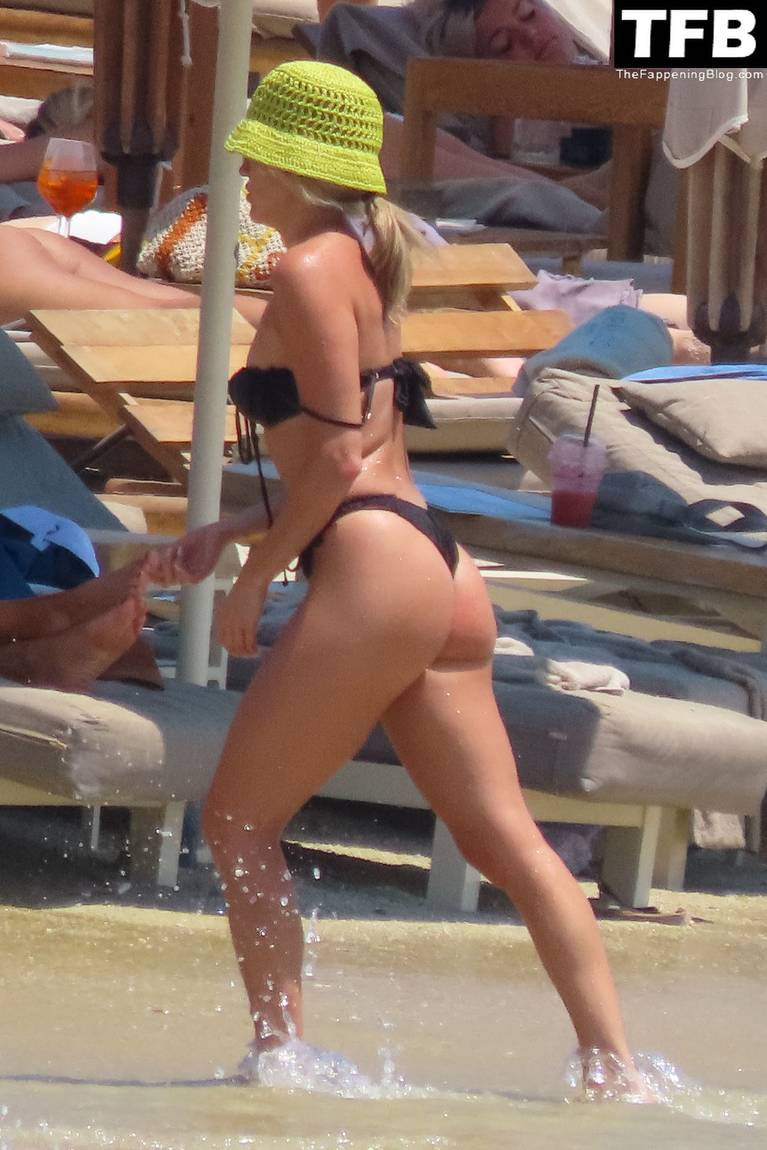 Ashley Roberts on Beach Bikini 15