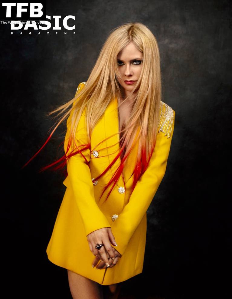 Avril Lavigne / avrillavigne Nude OnlyFans Photo #664