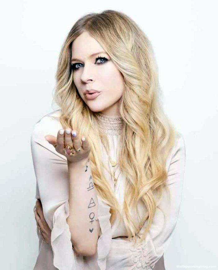 Avril Lavigne Avrillavigne Nude Onlyfans Photo 320 The Fappening Plus 