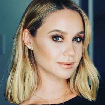 Becca Tobin Becca Nude Onlyfans Page The Fappening Plus