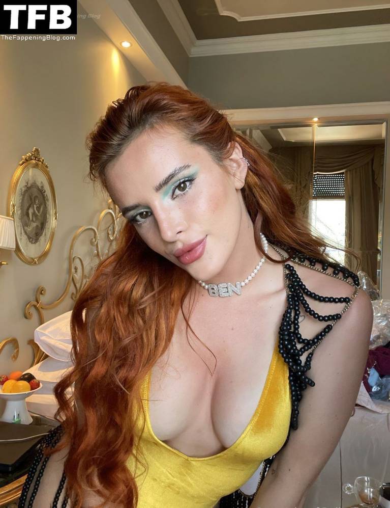 Bella Thorne Naked Sexy Leaks The Fappening 76
