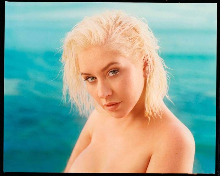 Christina Aguilera Nude Sexy Topless Leaks 38