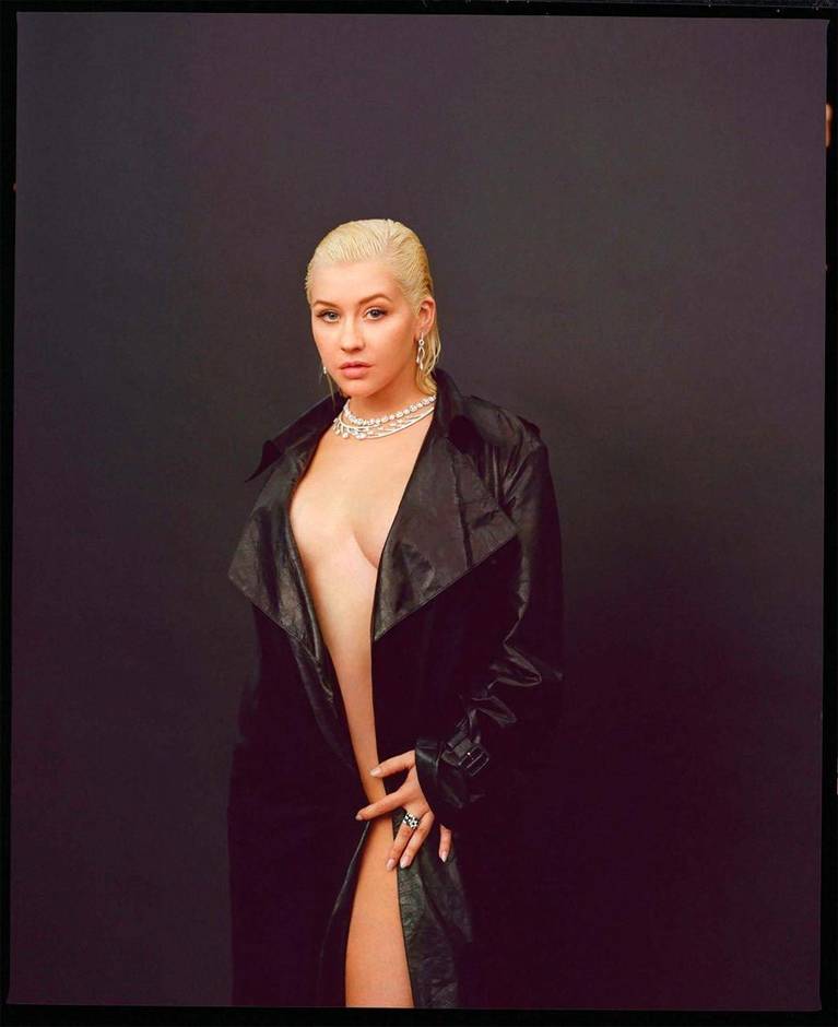 Christina Aguilera Nude Sexy Topless Leaks 52