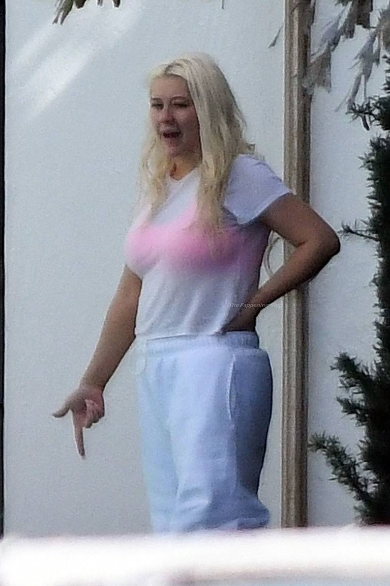 Christina Aguilera Nude Sexy Topless Leaks 136