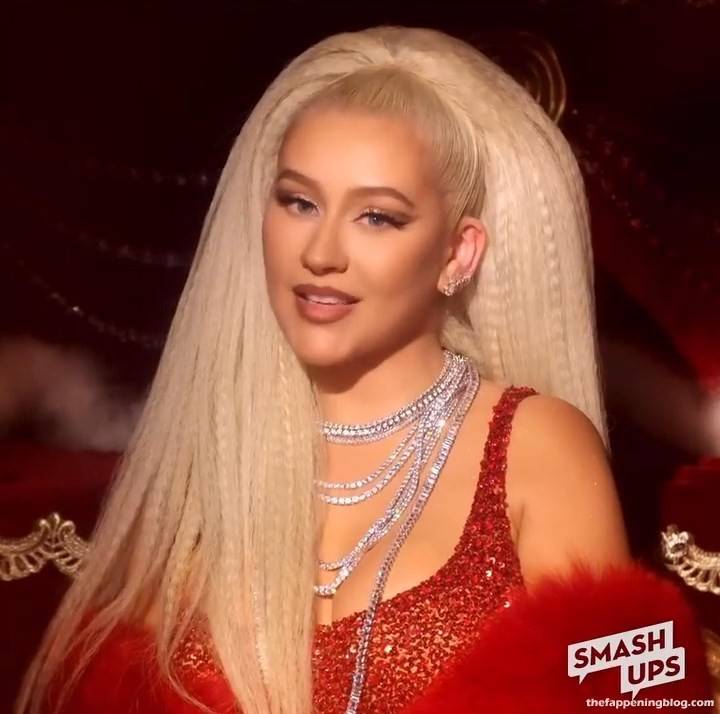 Christina Aguilera Sexy 17