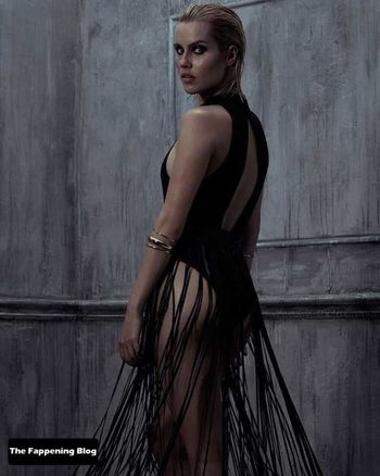 Claire Holt