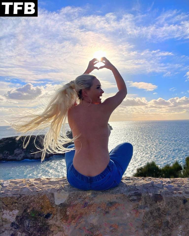 Daniela Katzenberger Nude Sexy 73