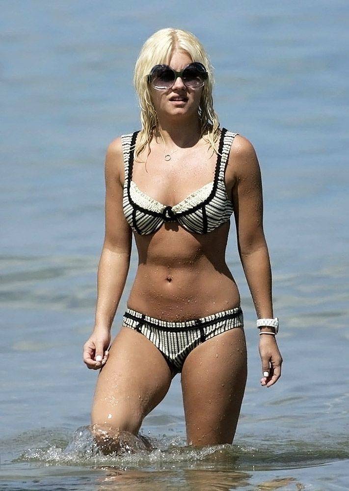 Elisha Cuthbert Elishaphaneuf Nude Onlyfans Photo The Fappening Plus