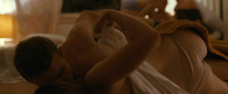 Elizabeth Olsen Nude Sexy Leaks TheFappening 35