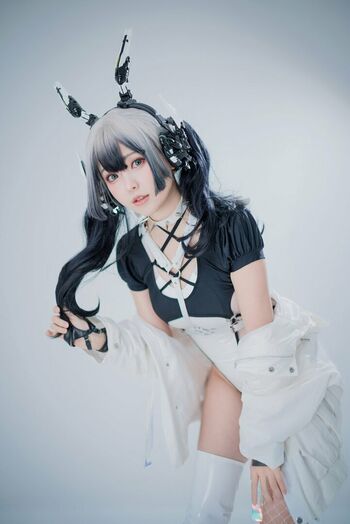 Ely Cosplay