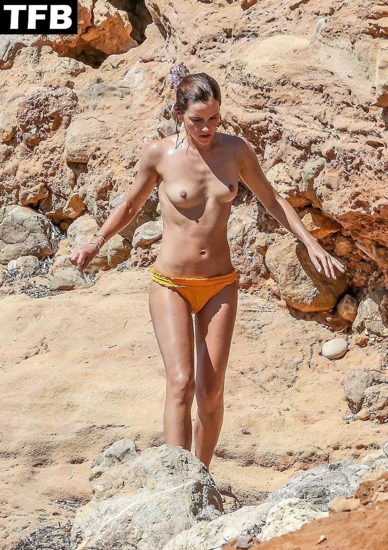 Emma Watson Nude Sexy 16