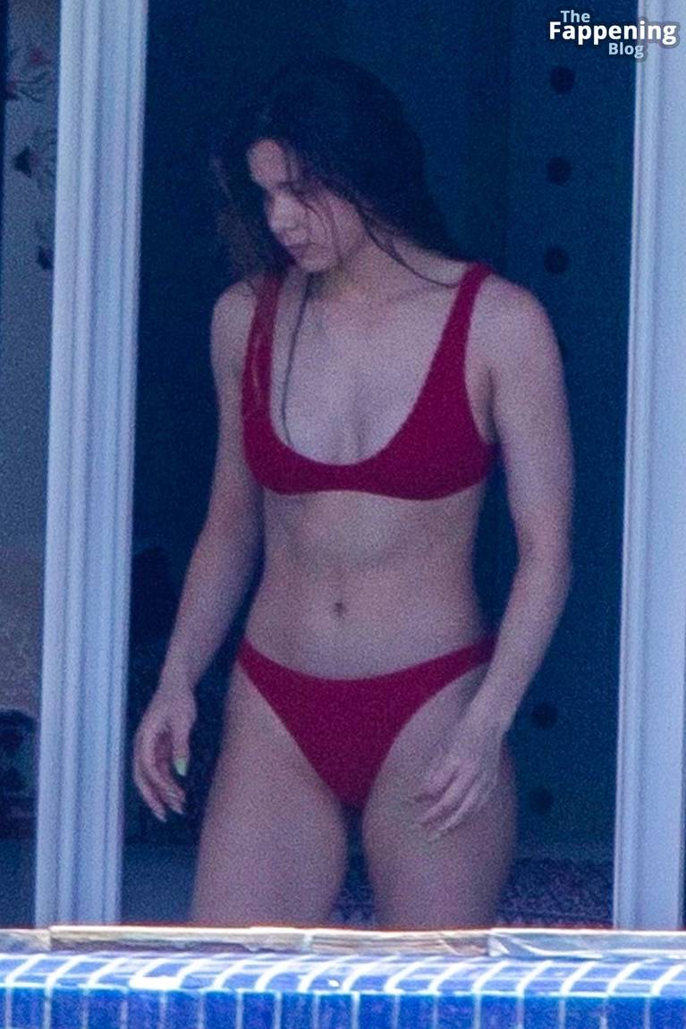 Hailee Steinfeld Sexy 47 Photos – The Fappening Plus