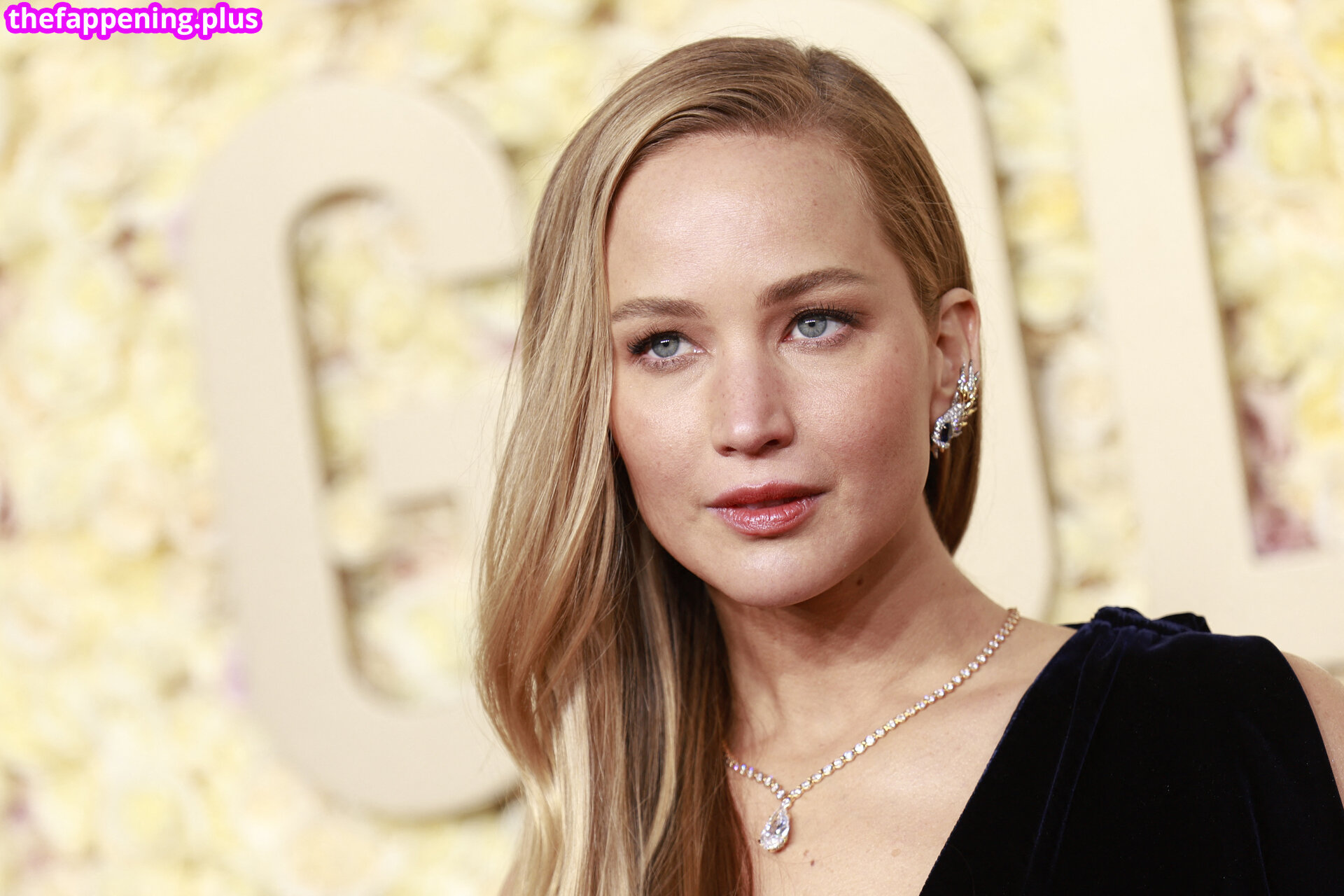 Jennifer Lawrence / jenniferlawrence_ / queen_jewels Nude OnlyFans ...