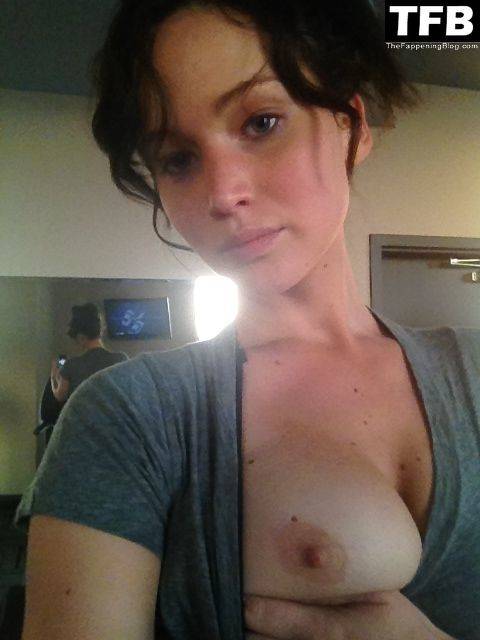 Jennifer Lawrence Nude Sexy 69