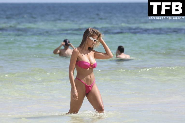 Kara Del Toro Sexy on Beach Bikini 16