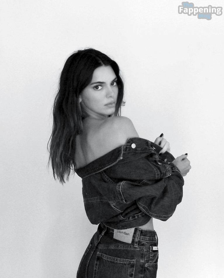 Kendall Jenner / KendallJenner Nude OnlyFans Photo #4598