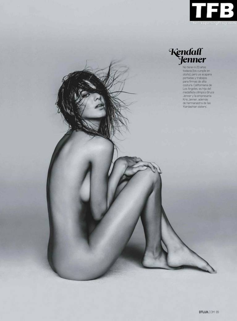 Kendall Jenner Nude Sexy 55