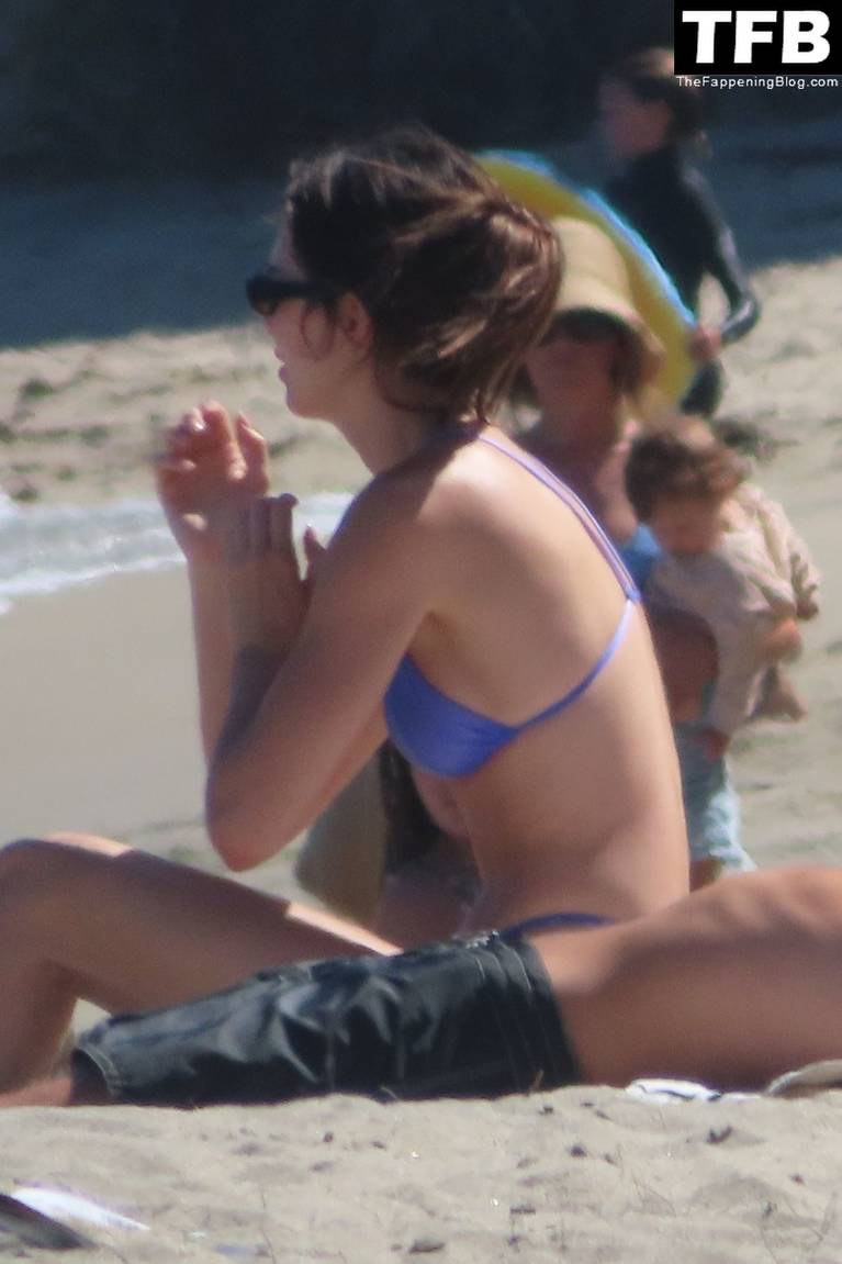 Kendall Jenner Bikini 62