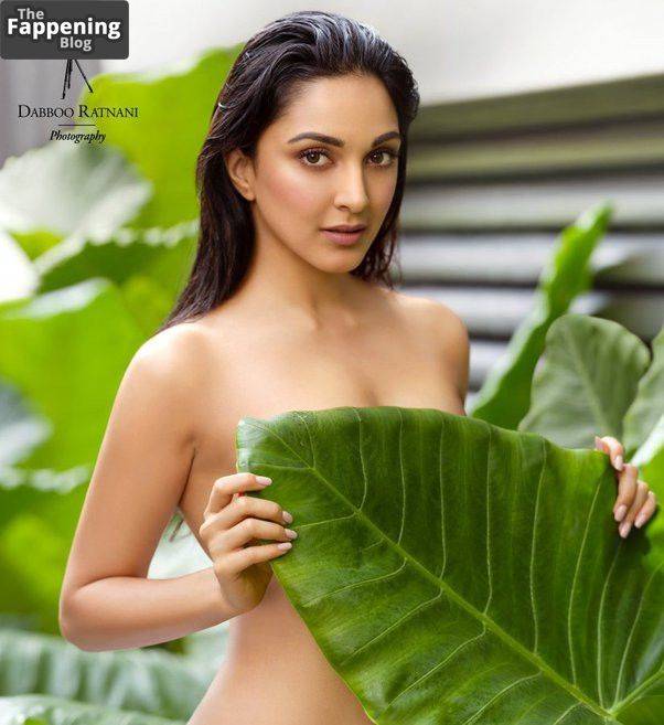 Kiara Advani Sexy Topless 14