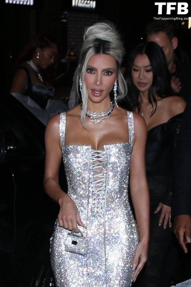 Kim Kardashian Dress 1