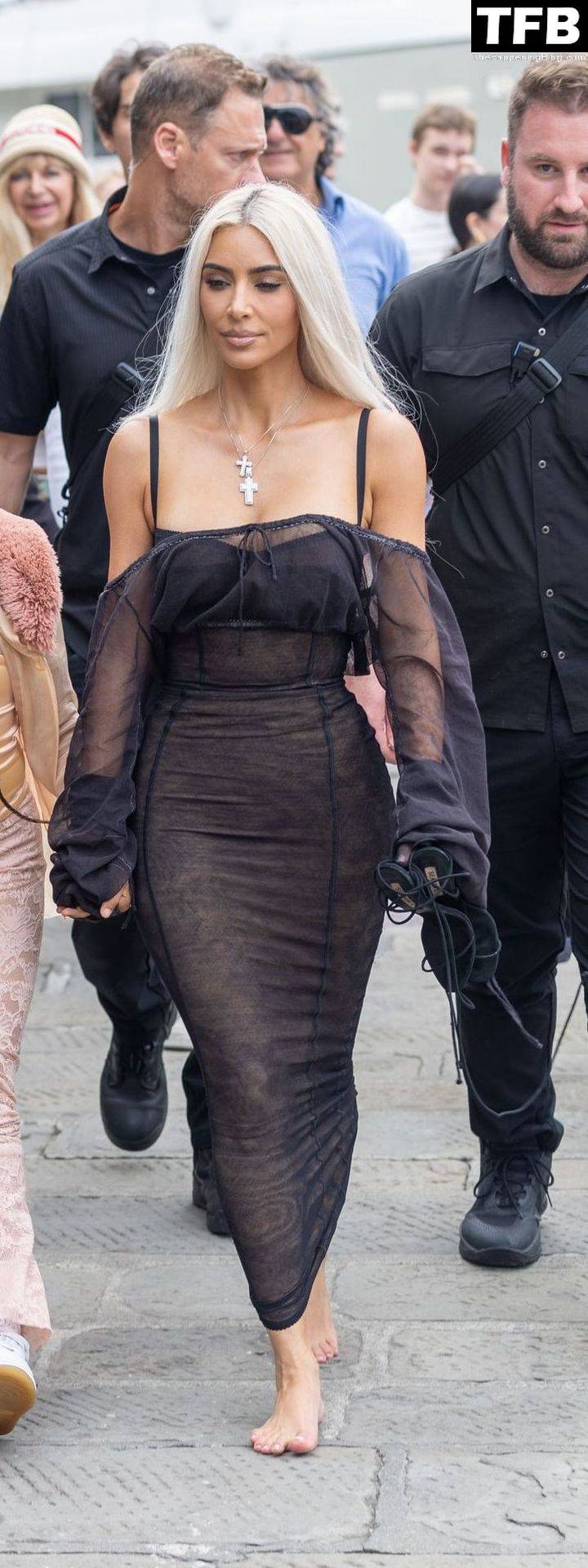 Kim Kardashian Sexy 25