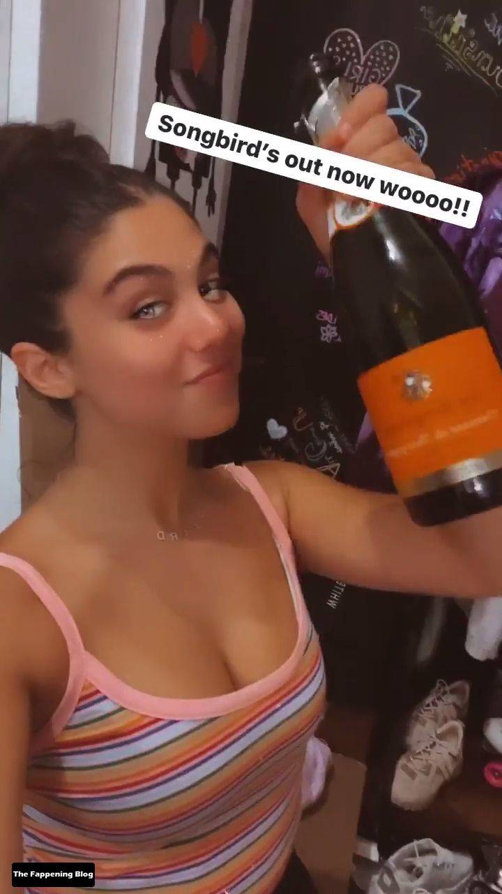 Kira Kosarin Kirakosarin Nude Onlyfans Photo The Fappening Plus