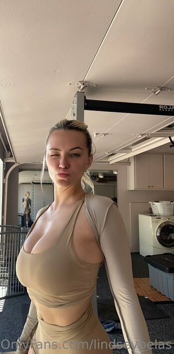 Lindsey Pelas Lindseypelas Nude Onlyfans The Fappening Plus