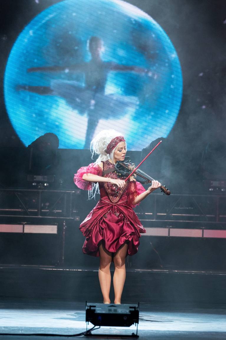 Lindsey Stirling Sexy 149 Photos – The Fappening Plus