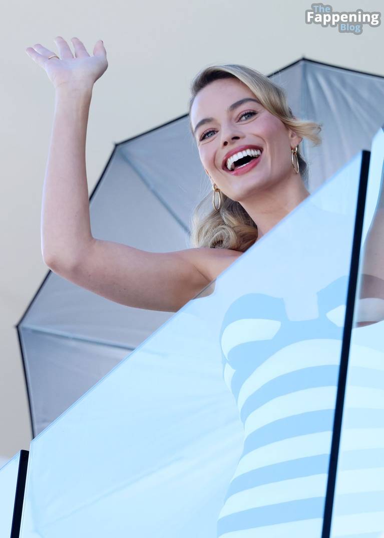 Margot Robbie Margotrobbieofficial Nude Onlyfans Photo The