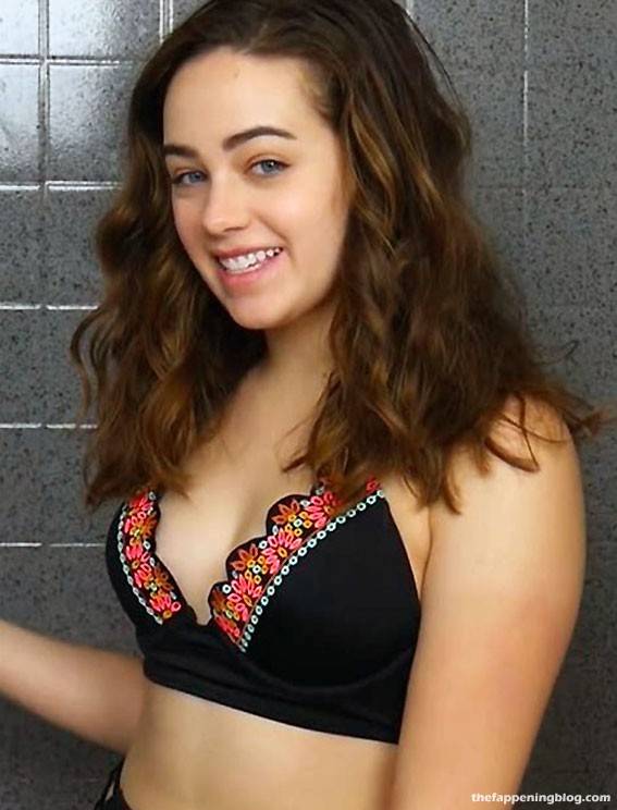 Mary mouser nackt
