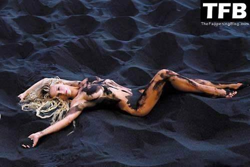 Michelle Hunziker Nude Sexy 107