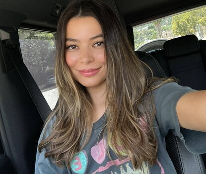 Miranda Cosgrove