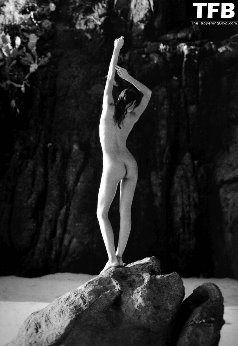 Miranda Kerr Naked Sexy 10