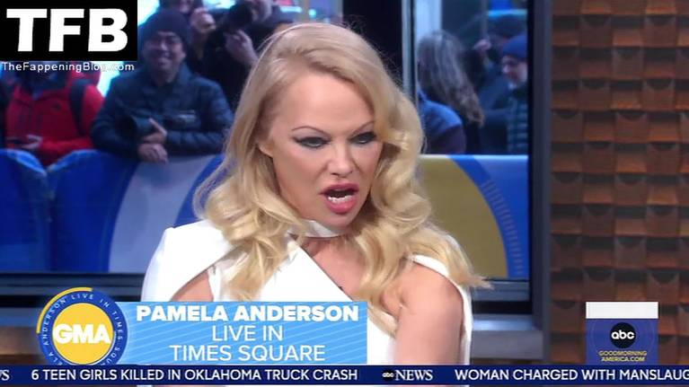 Pamela Anderson Sexy 90