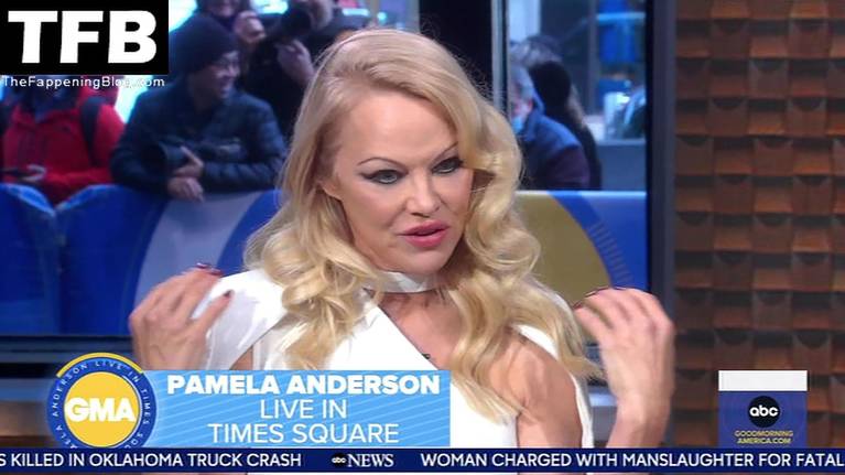 Pamela Anderson Sexy 91