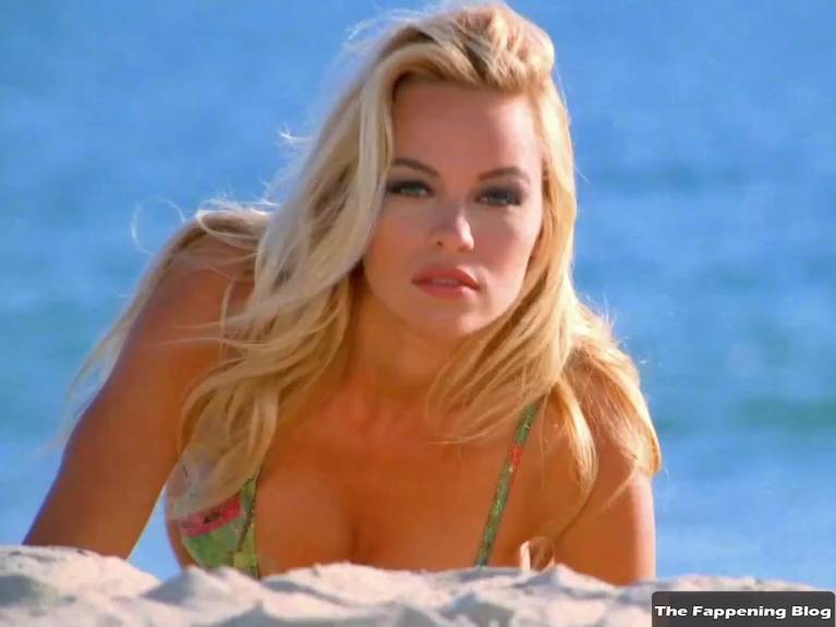 Pamela Anderson Sexy 1
