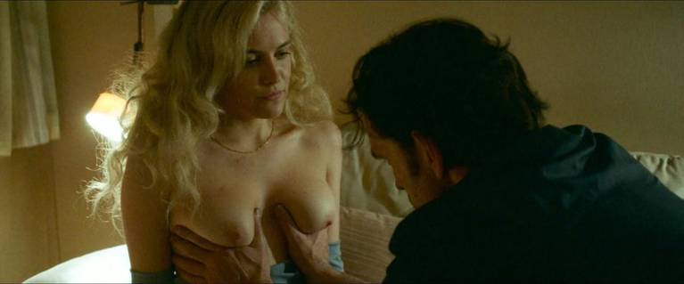 Riley Keough Naked Sexy 24