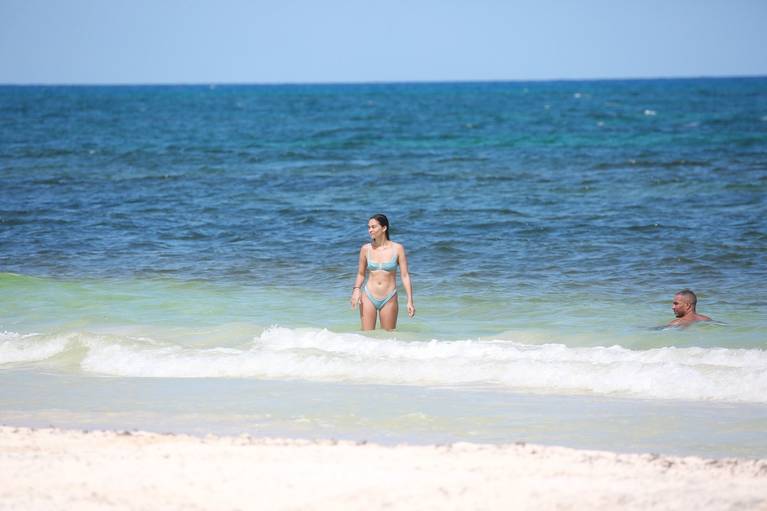 Shanina Shaik Nude on Beach Tits 22