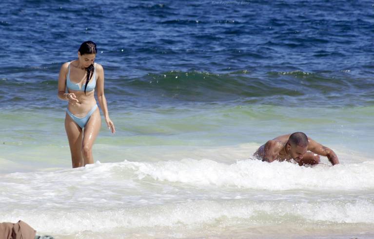 Shanina Shaik Nude on Beach Tits 41