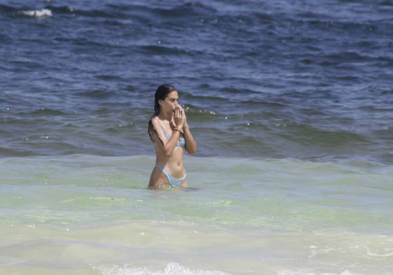 Shanina Shaik Nude on Beach Tits 52