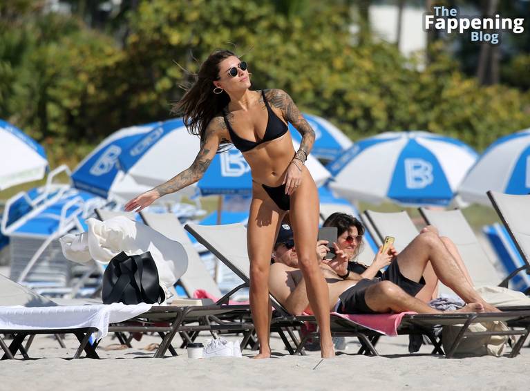 Sophia Thomalla Sexy on Beach Bikini 23