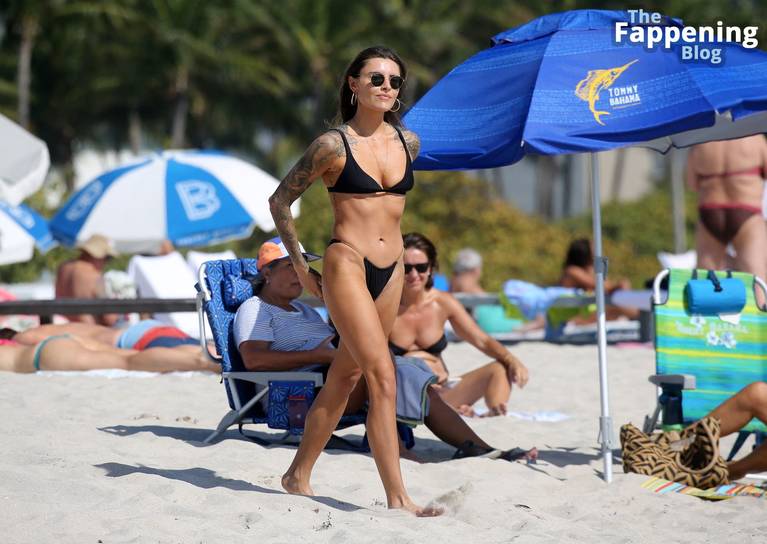 Sophia Thomalla Sexy on Beach Bikini 31