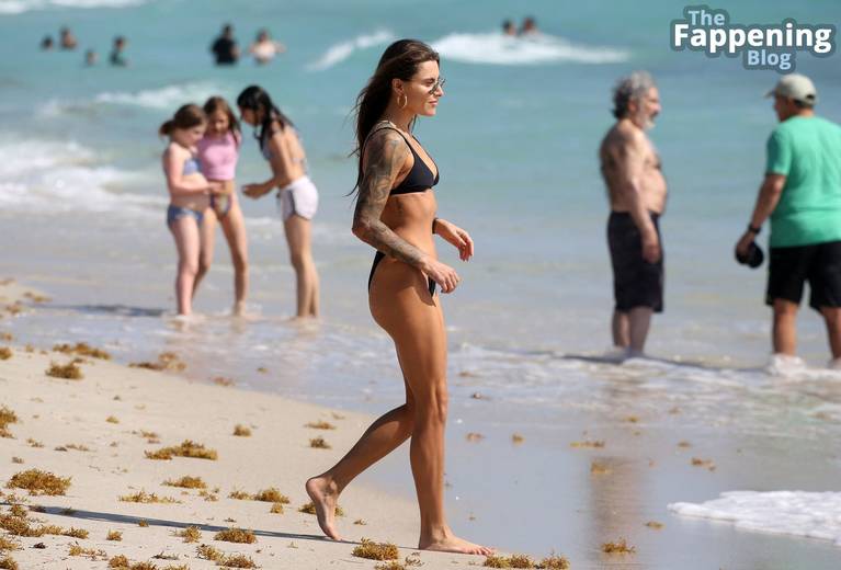 Sophia Thomalla Sexy on Beach Bikini 37