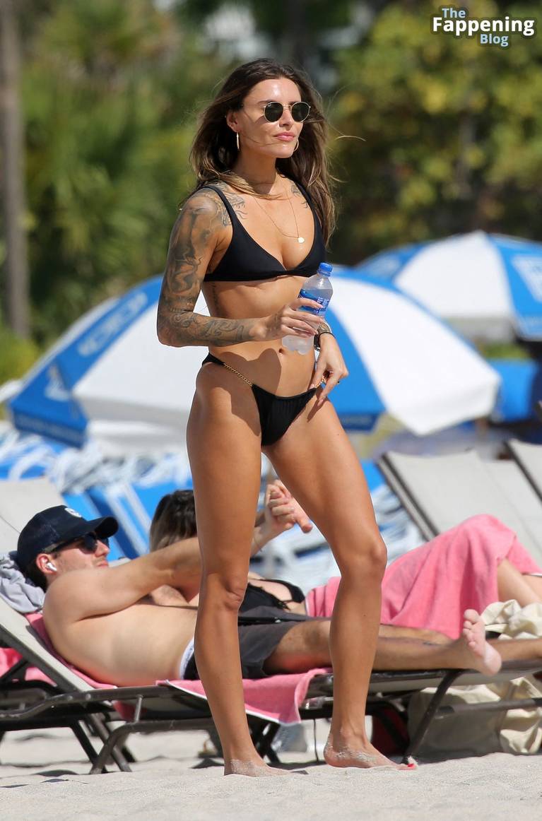 Sophia Thomalla Sexy on Beach Bikini 67